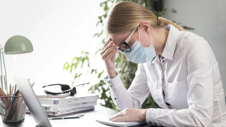 Doenças ocupacionais sem sintomas: o que sua empresa precisa monitorar